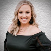 Lindsey Bates
