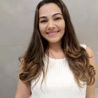 Leide Oliveira