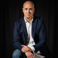 Alex Dastes Fructuoso
