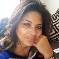 Apolloniya Charles