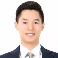 Sung Hwang