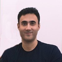Vahid Momeni