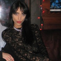 Ava R.