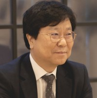 Kilyong Lee
