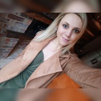 Charne Du Toit