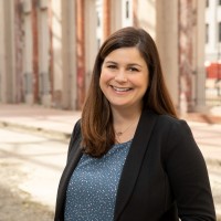 Angela Oakes