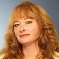 Kelly Hutchinson