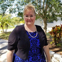 Suzanne Enoch