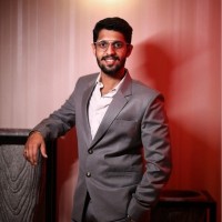 Hitesh R