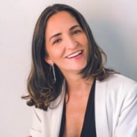 Lu Santos