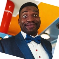 Tolu Bell Comedian/Mc