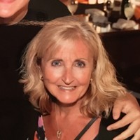 Kim Dennis