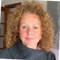Alison Mcmillan