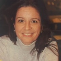 Éva Kenéz