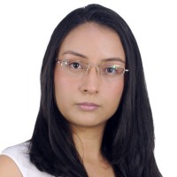Esther Carrión C.
