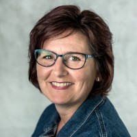 Annet Van Der Cingel