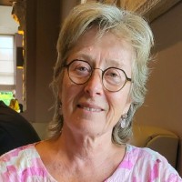 Lindy Pos-Wolhoff