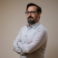 Gil GROSS