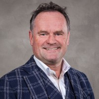 Chris Steevens - Headhunter