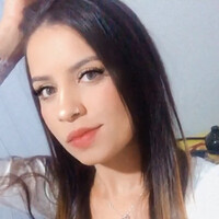 Alessandra Araujo