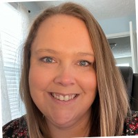Kelly Swindell, PHR