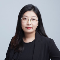 Catelyn 雯静 H.