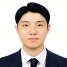 이충우