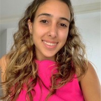 Ana Beatriz Silva Salles