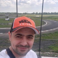 Stanislav Leonidov