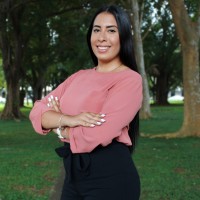 Mónica Alexandra Aparicio R.