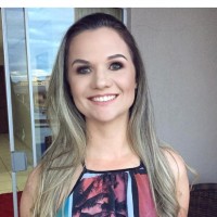 Adriana Lara Waldraff