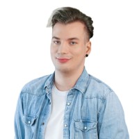 Daniel Holy