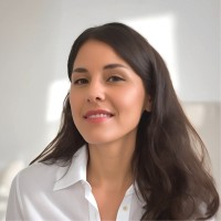 Sarah Boudjelta, Mba