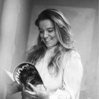 Caitlin De Wit