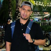 Robert Rosales