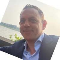 Dr. Michael Schmidt-Versteyl