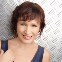 Laura Adams
