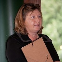 Karen Arthurs