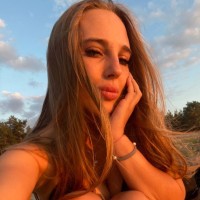 Алёна Омельчак
