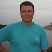 Юрий Чернов