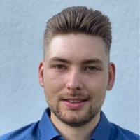 Dennis Holzhäuer