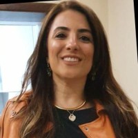 Adriana Neves
