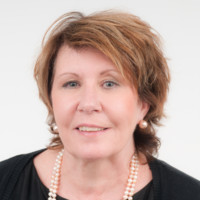 Linda Ross, Amp