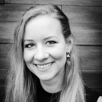 Julia Poppe