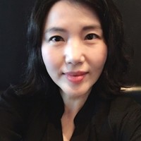 Annie Shim (심향희)