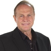 Jan Plumb