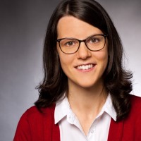 Verena Ast