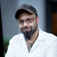 Dr. Dov Blum-Yazdi