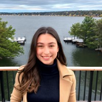 Elizabeth Tom