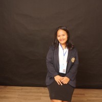 Putri Natalia